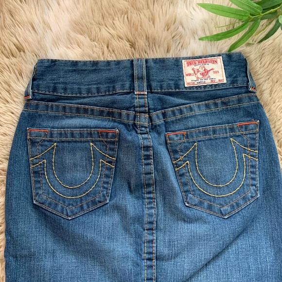 NWOT! TRUE RELIGION, Denim Skirt - Picture 6 of 9